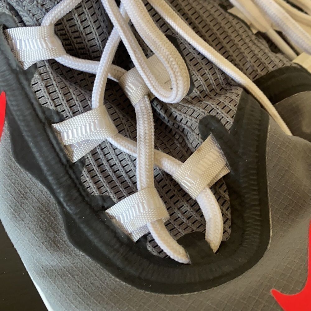 Nike Running Shoes - Picture 7 of 8